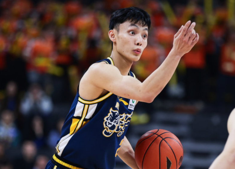 CBA官宣全明星投票：徐杰超70万总票王 赵睿北区票王 周琦下滑