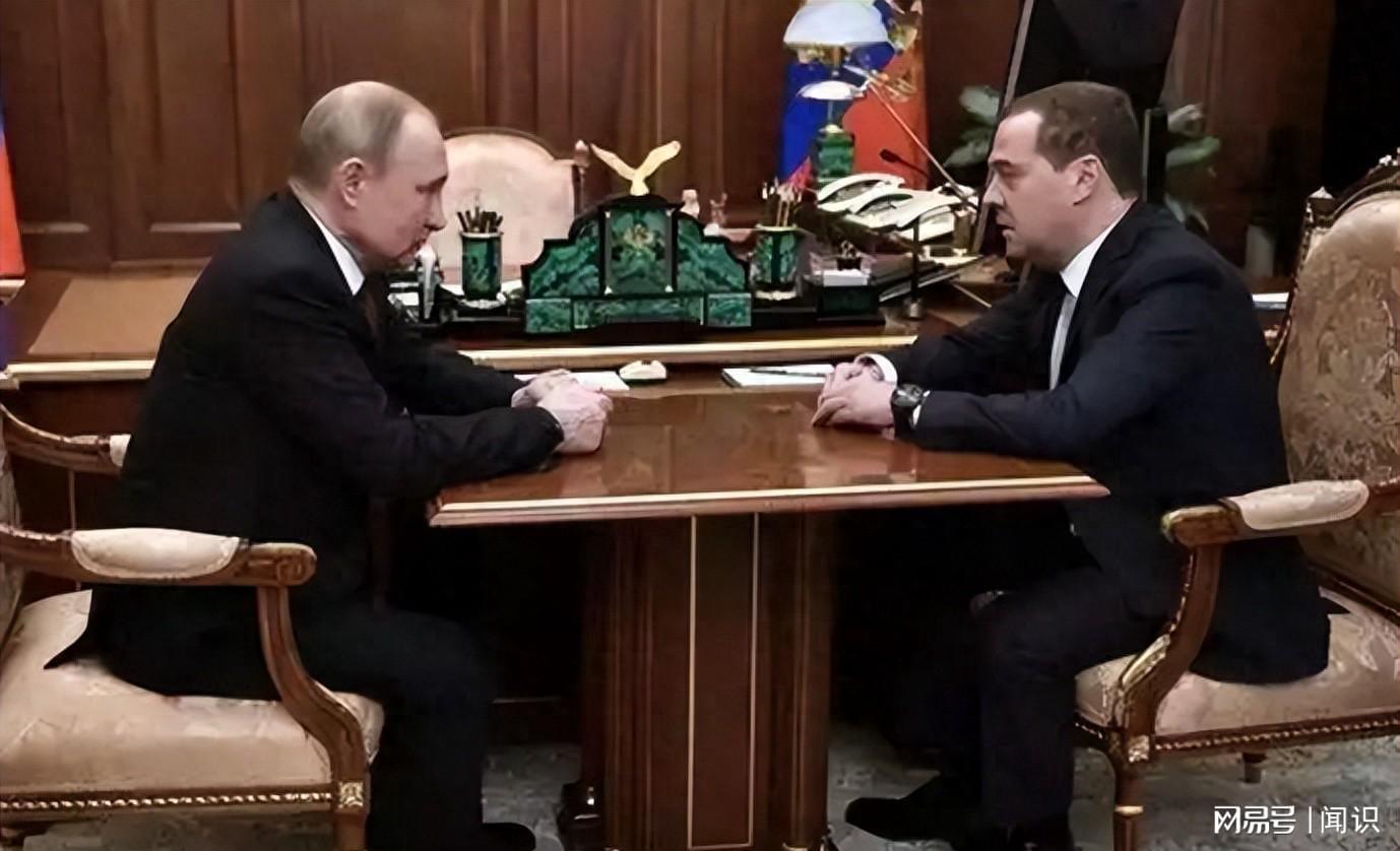 开云体育官方网站-当了25年总统的普京，终于选定了接班人？曾从棕熊口中救了普京